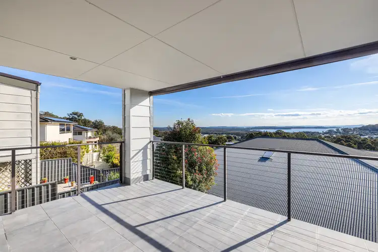6 Cobia Place
