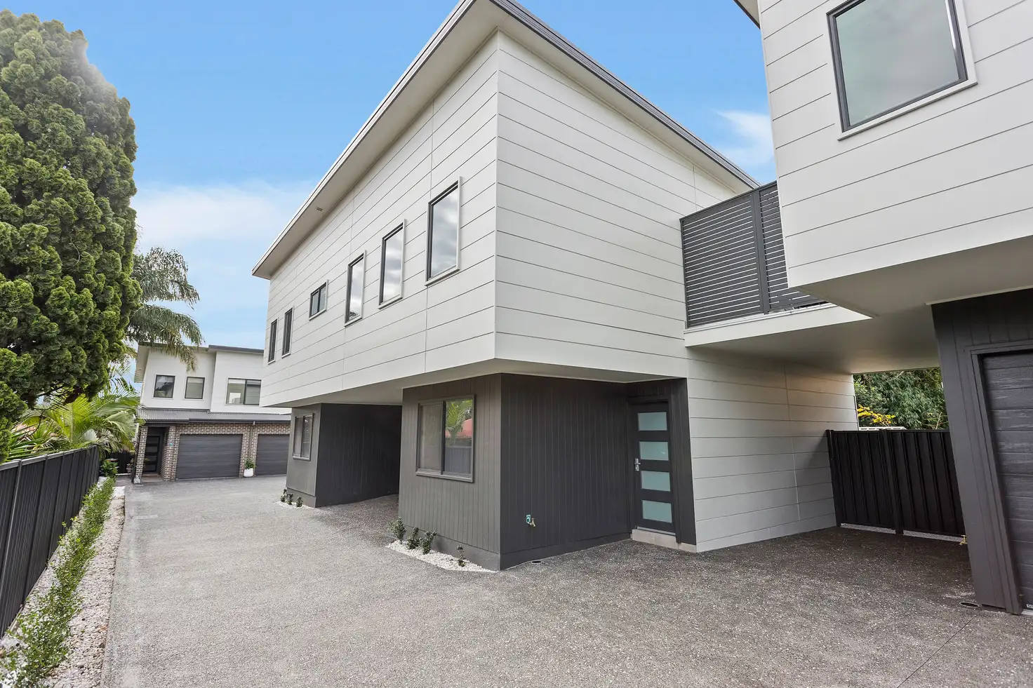 Main view of Homely semi-detached listing, 2/35 Pioneer Drive, Oak Flats NSW 2529