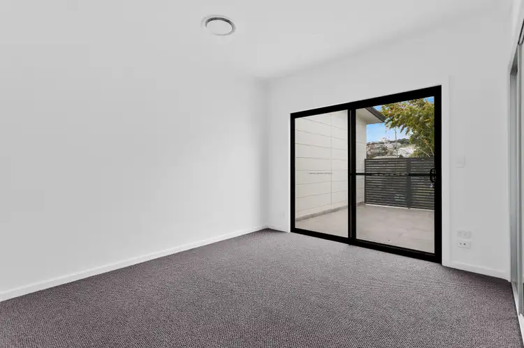 Fifth view of Homely semi-detached listing, 2/35 Pioneer Drive, Oak Flats NSW 2529