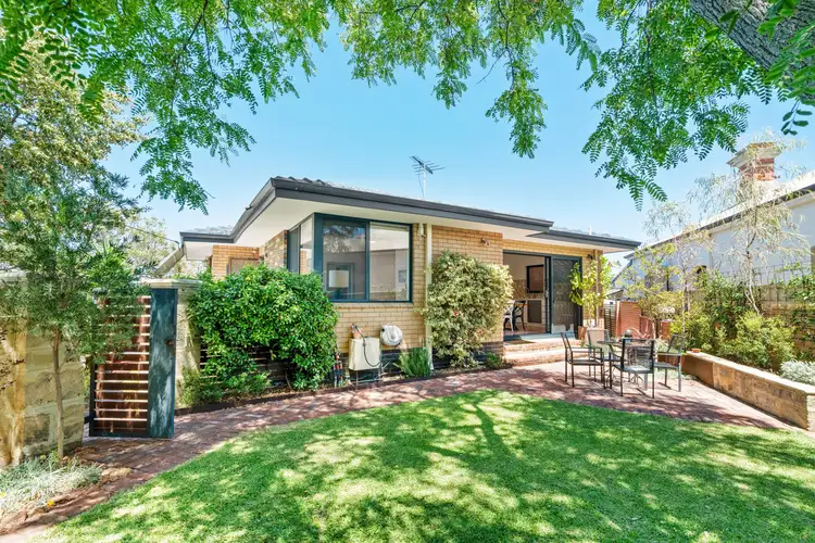 6 Brennan Street, Fremantle WA 6160