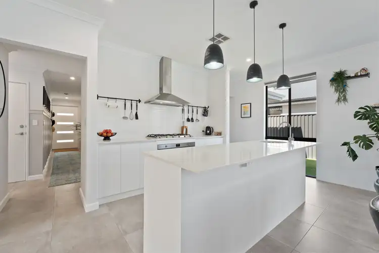 Third view of Homely house listing, 10 Bloomfield Parkway, Baldivis WA 6171