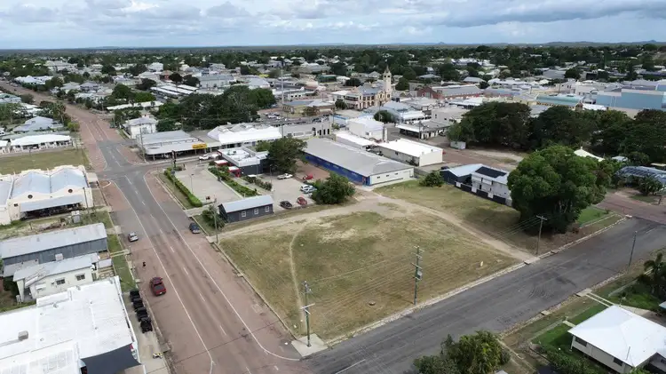30 Mary Street, Charters Towers City QLD 4820