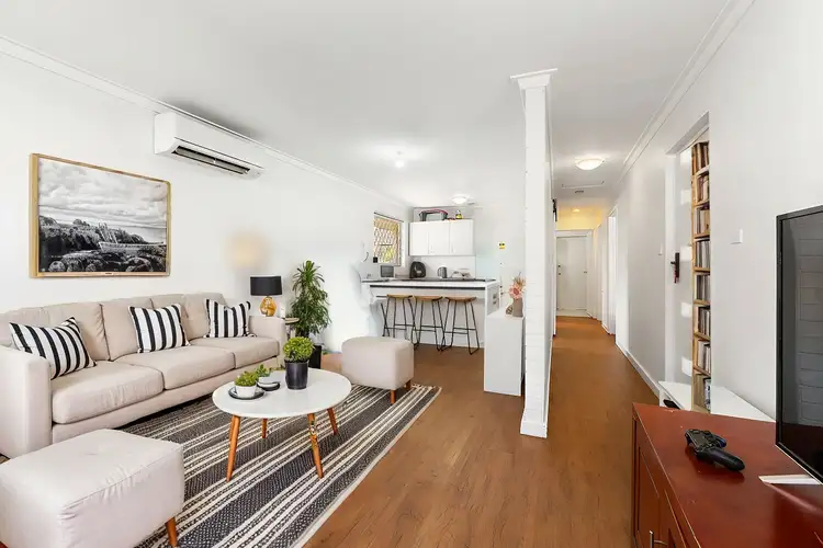 19B Charles Street