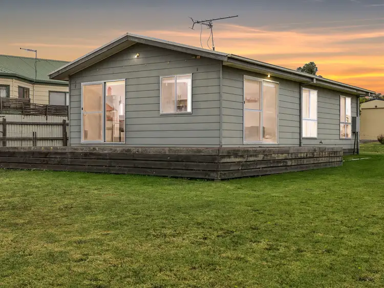 9 Walker Street, Dalyston VIC 3992