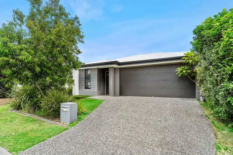 16 Dawn Street