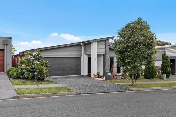 19 Mac Street, Bridgeman Downs QLD 4035