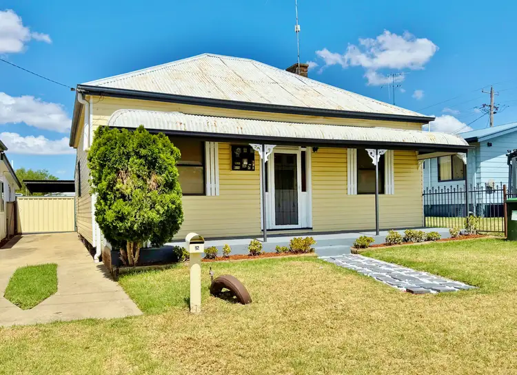 12 Short Street, Harden NSW 2587