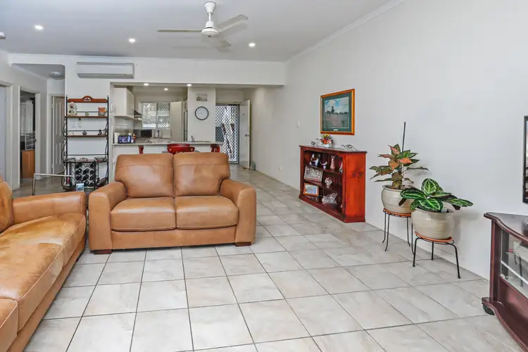Fifth view of Homely unit listing, 2/110-118 Moore Street, Trinity Beach QLD 4879