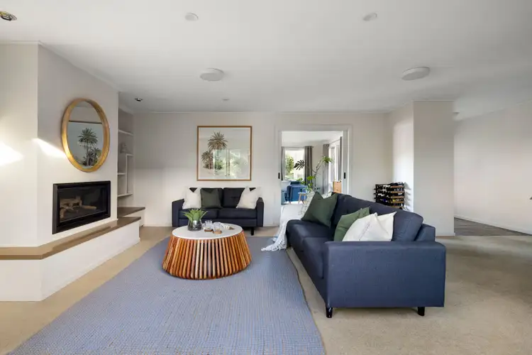 Seventh view of Homely house listing, 2 Piper Crescent, Frankston South VIC 3199