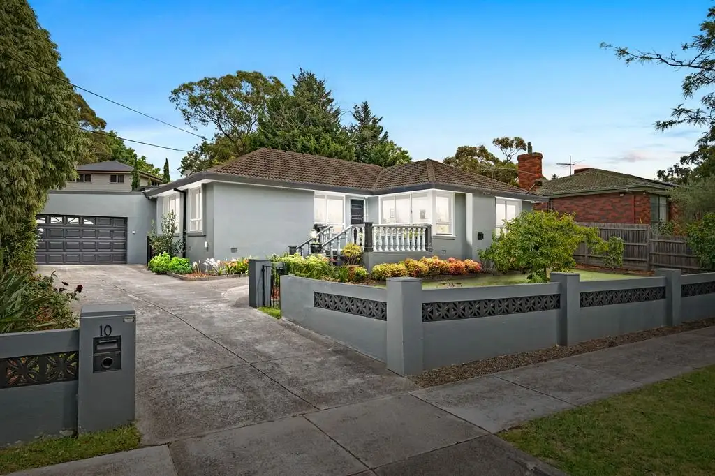 Main view of Homely house listing, 10 Dumosa Avenue, Croydon VIC 3136