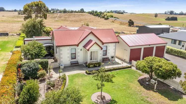 12 Racecourse Crescent, Glenburnie SA 5291