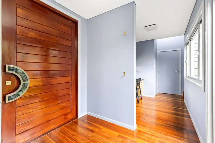 Sixth view of Homely house listing, 2 Banyula Close, Emerald QLD 4720