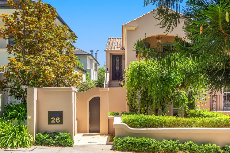 26 Loma Street