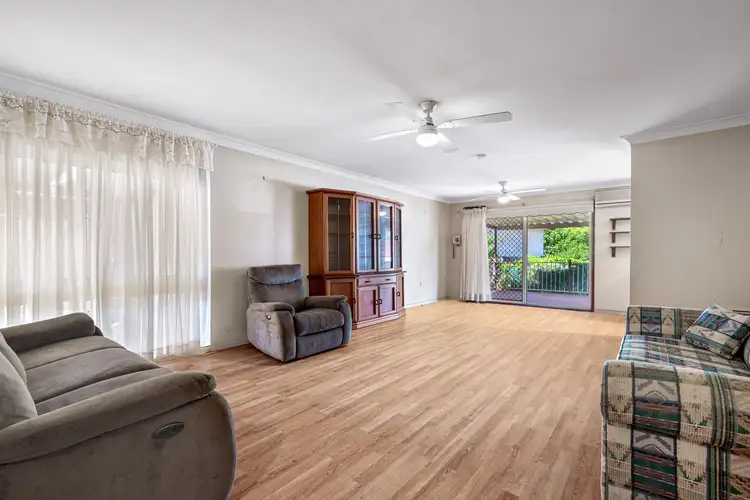 Fifth view of Homely house listing, 7 Gentian Avenue, Macquarie Fields NSW 2564