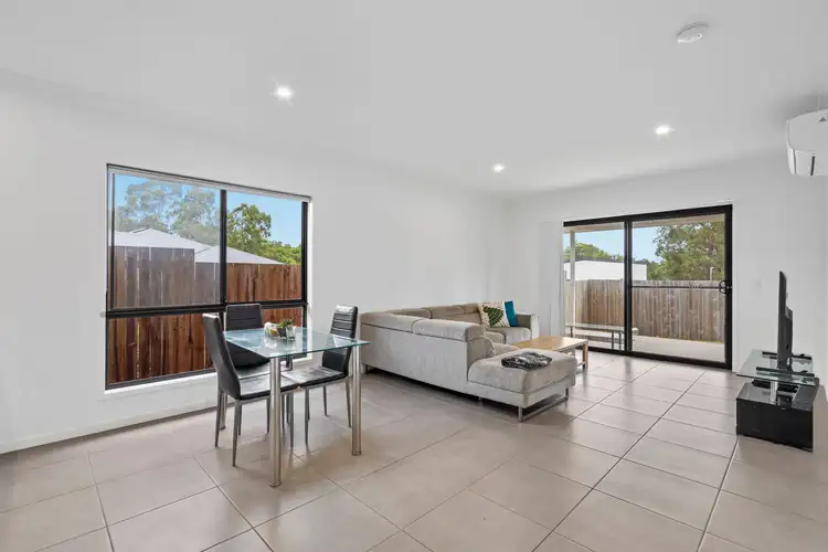 Second view of Homely house listing, 27 Albert Street, Doolandella QLD 4077