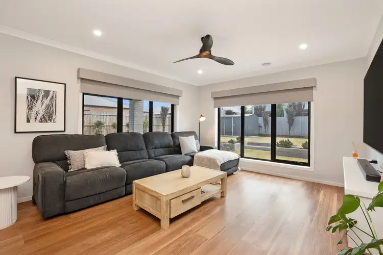 Fourth view of Homely house listing, 5 Drayton Place, Warrnambool VIC 3280