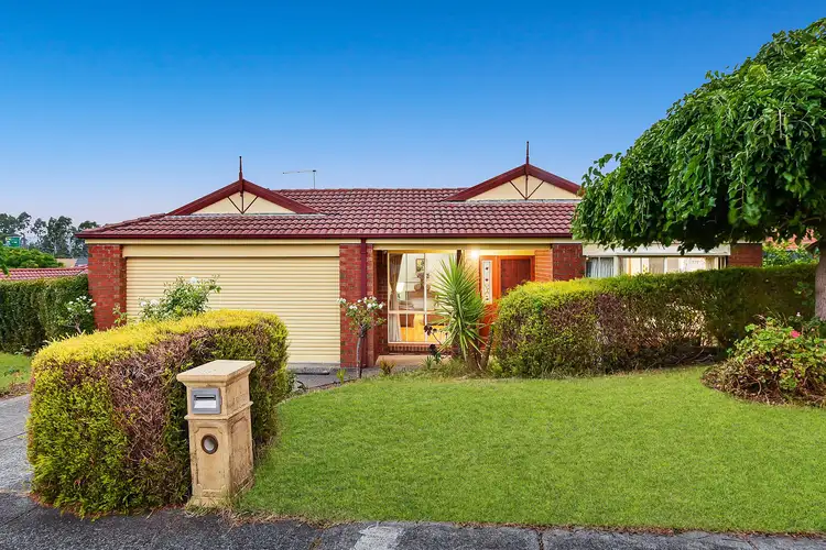 38 Jarryd Crescent, Berwick VIC 3806