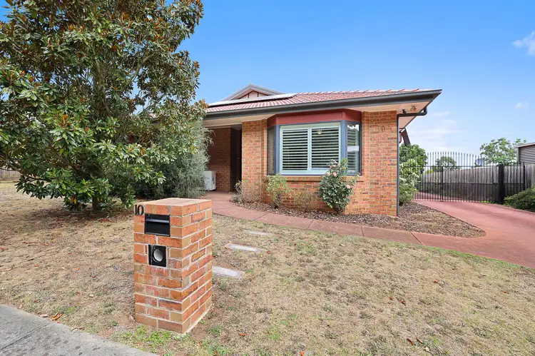 Second view of Homely house listing, 10 Evergreen Close, Drouin VIC 3818