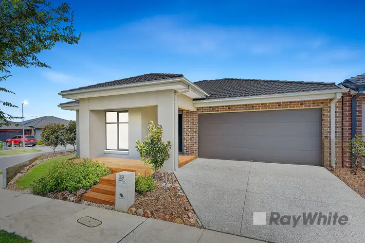 99 Heybridge Street, Clyde VIC 3978