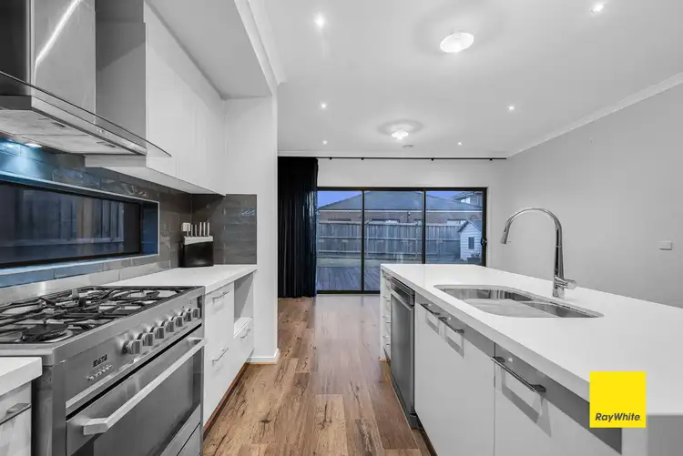 Sixth view of Homely house listing, 10 Ludo Circuit, Truganina VIC 3029