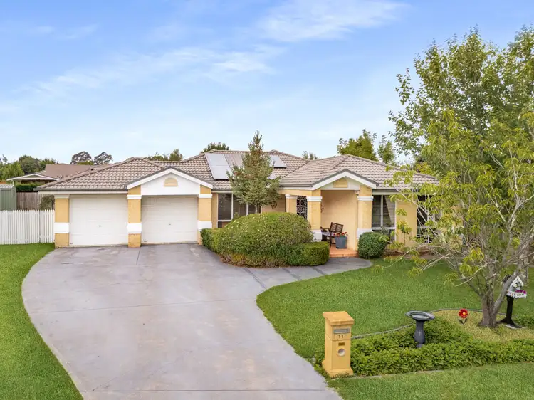 11 Blackett Place, Bowral NSW 2576