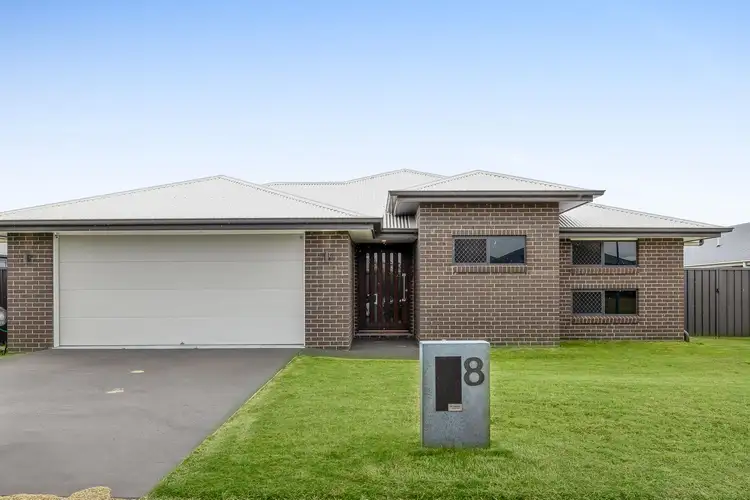 8 Sandford Crescent, Torrington QLD 4350