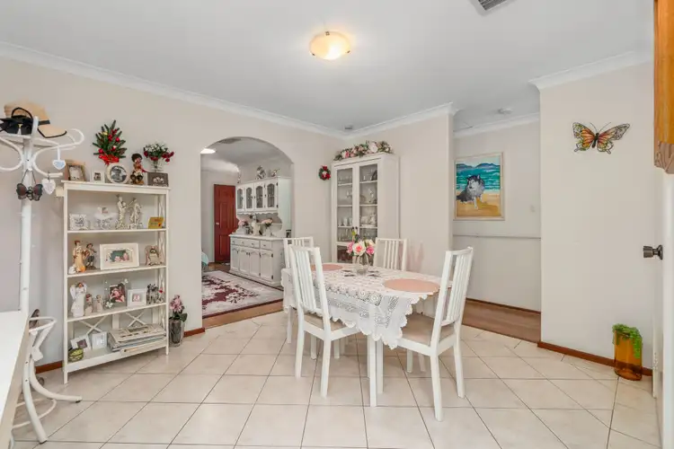 Fifth view of Homely villa listing, 8/11 Mayer Close, Noranda WA 6062