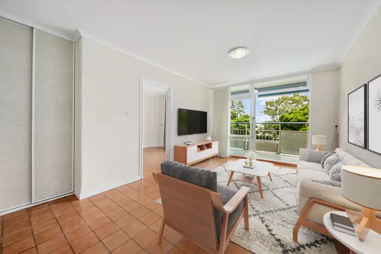 182 Dornoch Terrace