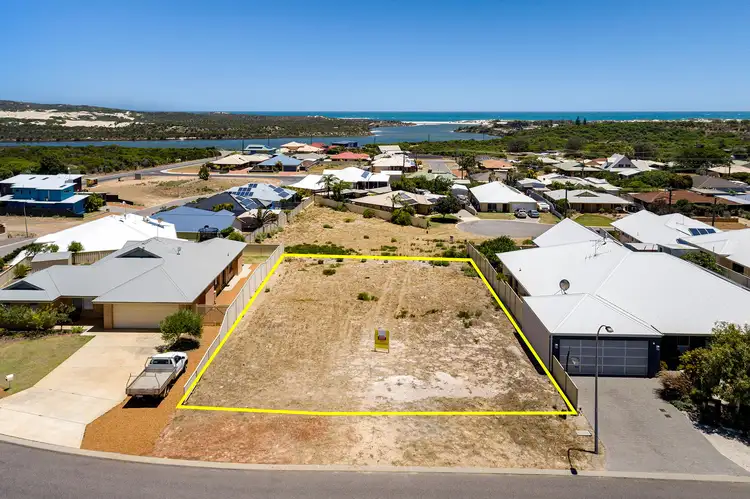 20 Hampshire Drive, Cape Burney WA 6532
