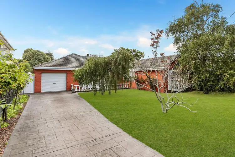 Main view of Homely house listing, 16 Laura Grove, Mount Waverley VIC 3149