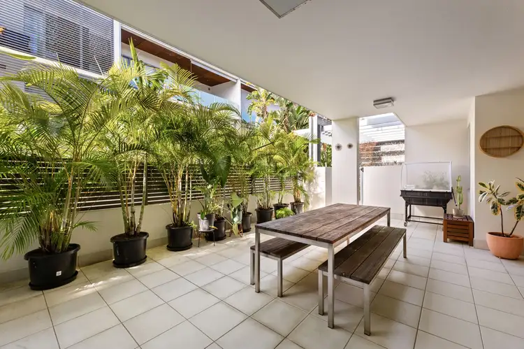 25/16 Corio Street, Bulimba QLD 4171