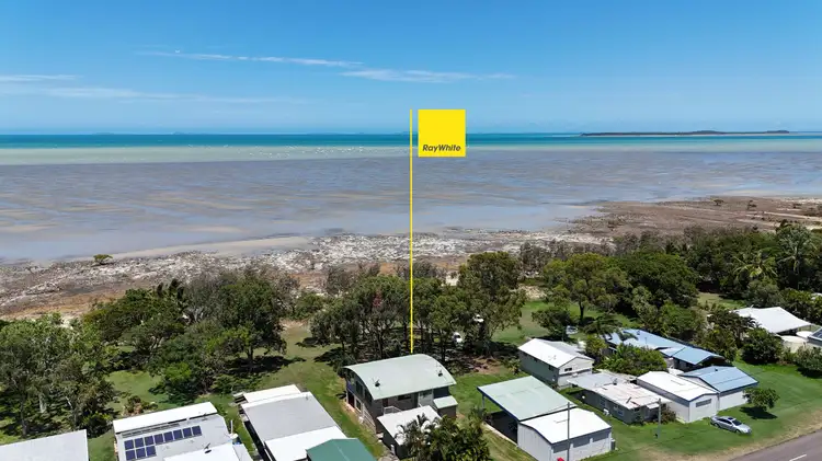90 Colonial Drive, Clairview QLD 4741