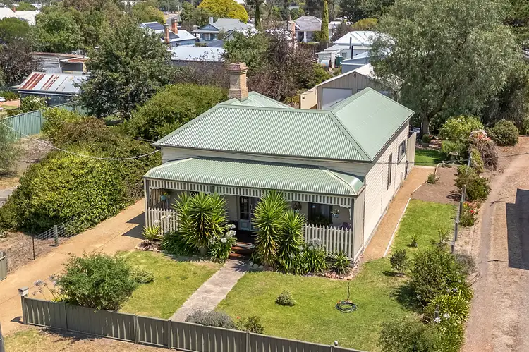 14 Commercial Street, Willaura VIC 3379