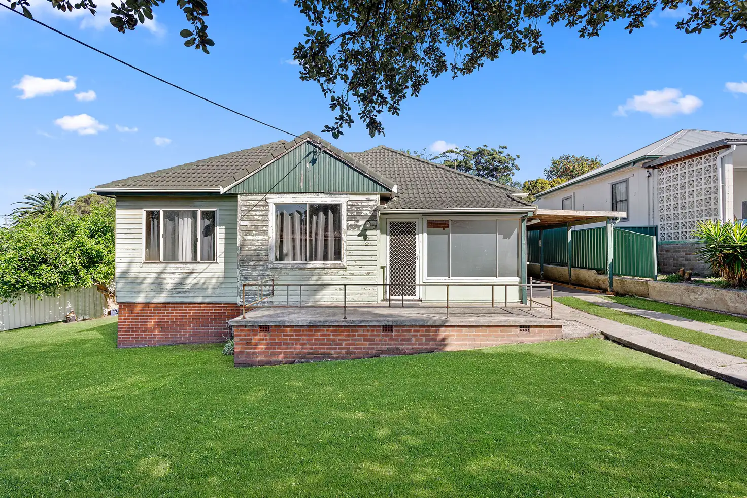 Main view of Homely house listing, 54 Ranchby Avenue, Lake Heights NSW 2502