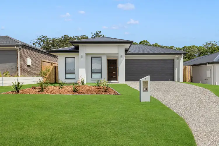 6 Flinders Street