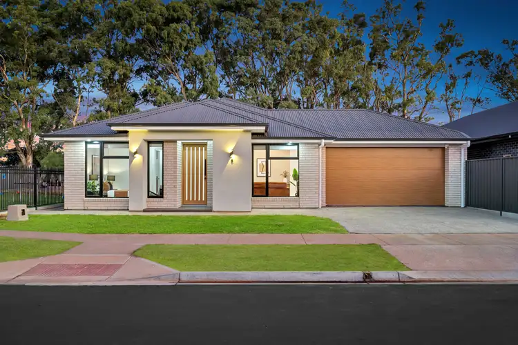 8 Glenthorne Crescent, Andrews Farm SA 5114