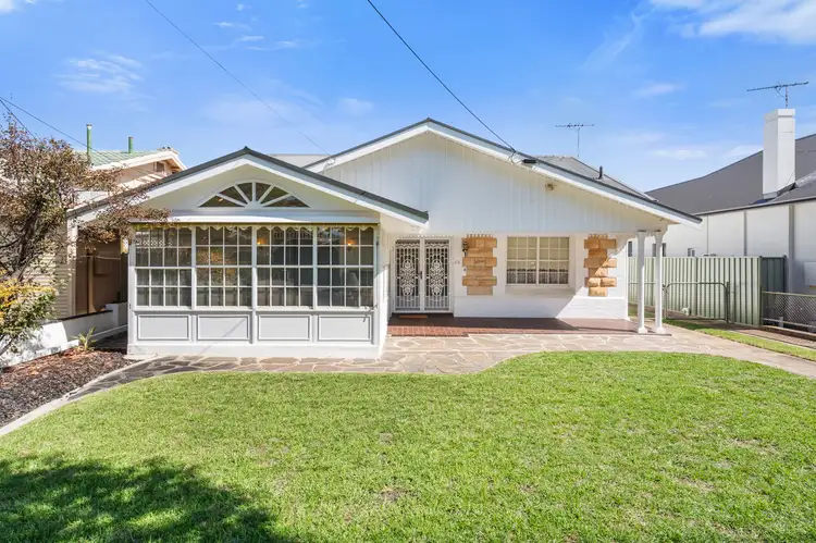 34 MacFarlane Street, Glenelg North SA 5045