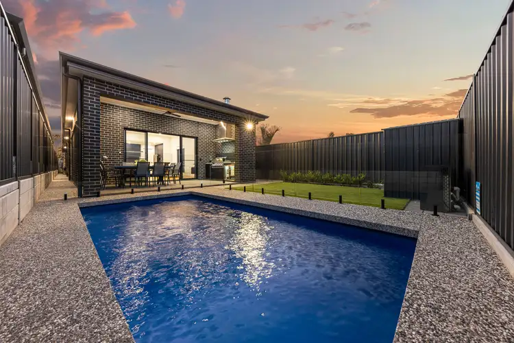 7 Barnes Road, Glynde SA 5070
