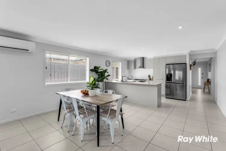 Fifth view of Homely house listing, 8 Irma Circuit, Park Ridge QLD 4125