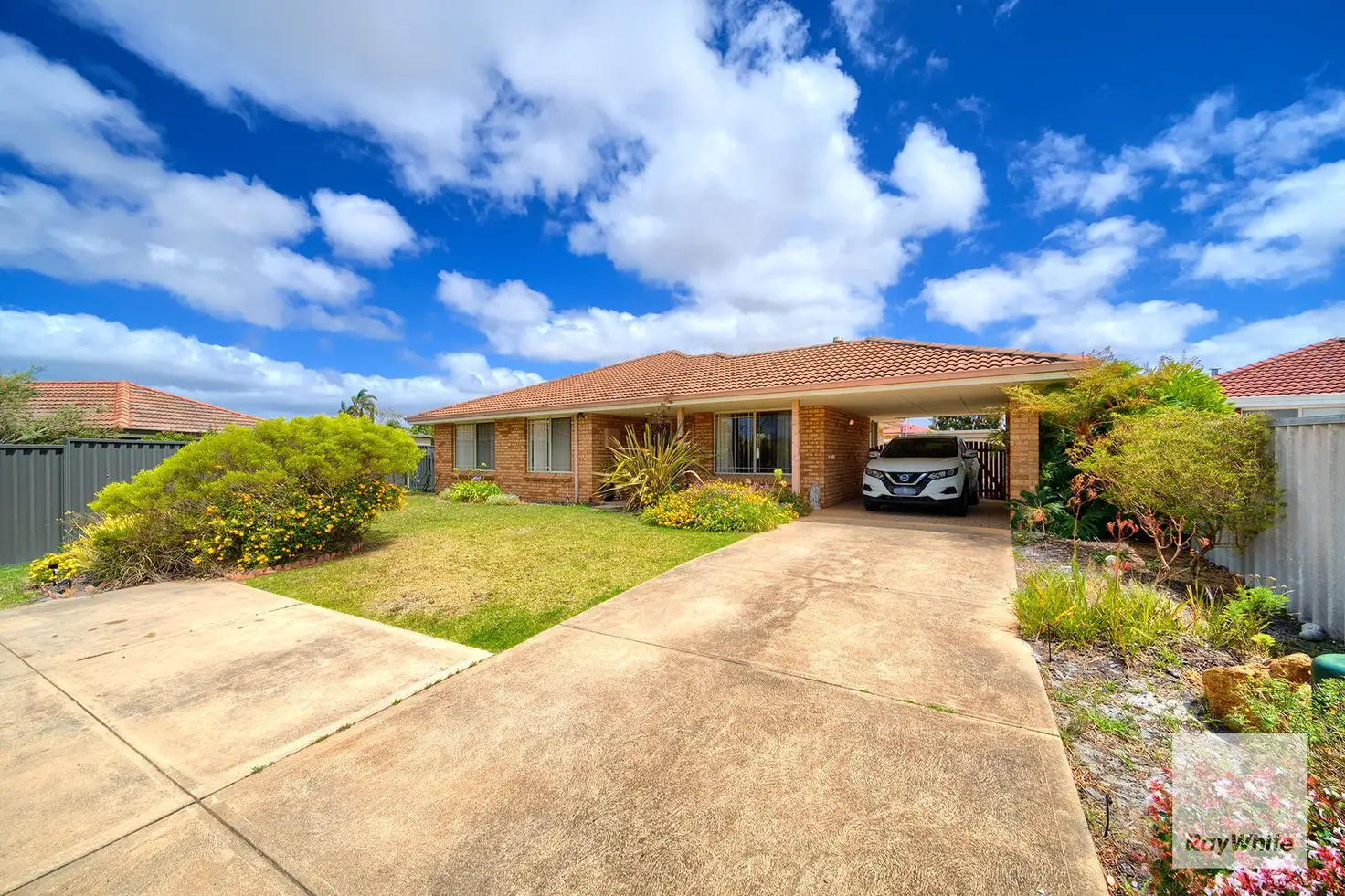 Main view of Homely house listing, 52 Sierra Crescent, Orana WA 6330