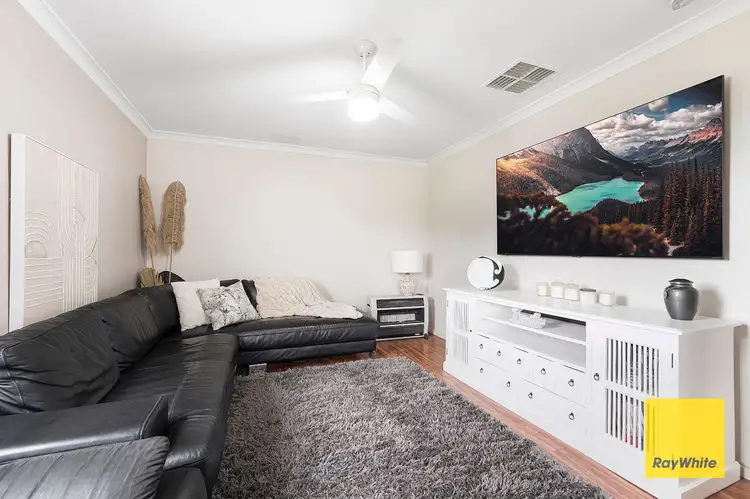 4 Bligh Place, Thornlie WA 6108
