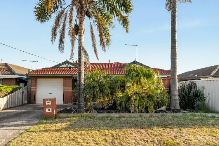9 Wenlock Avenue, Altona Meadows VIC 3028