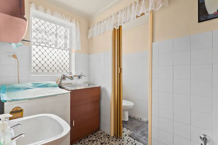 Fourth view of Homely unit listing, 5/32 Hoskins Avenue, Warrawong NSW 2502