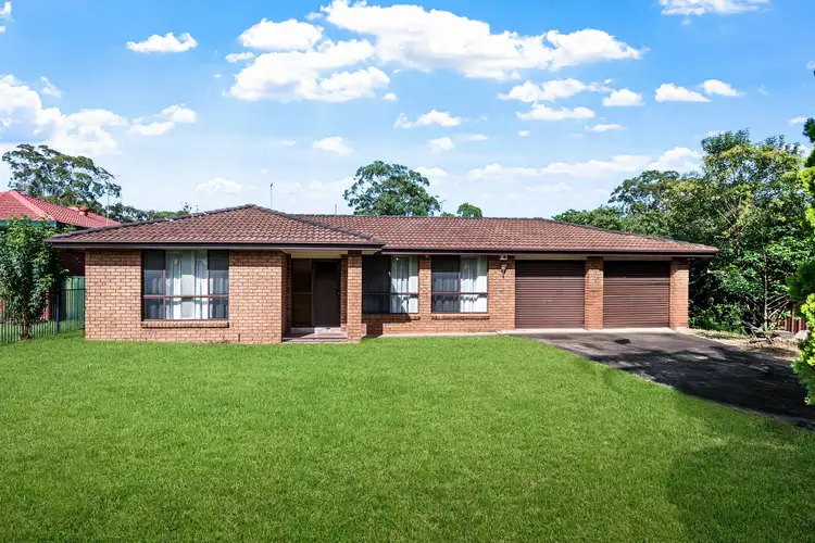 8 Bloodwood Place, Bradbury NSW 2560
