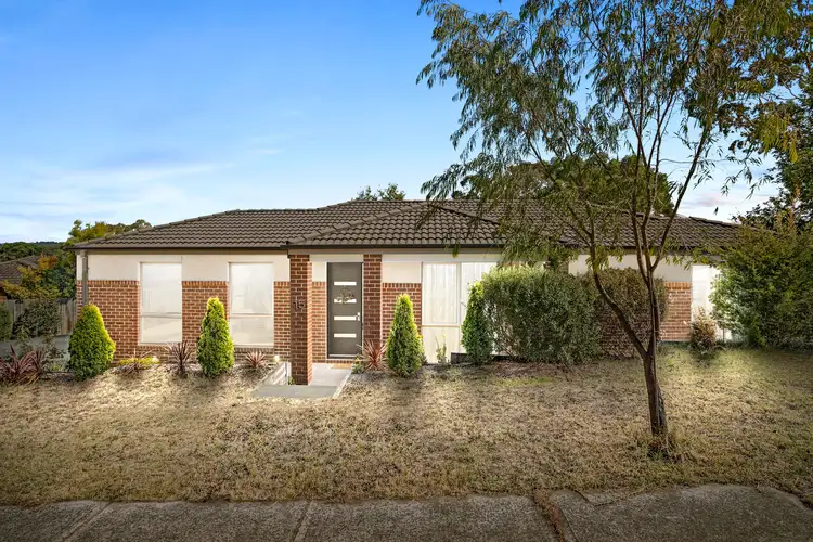 15 Reay Road, Mooroolbark VIC 3138