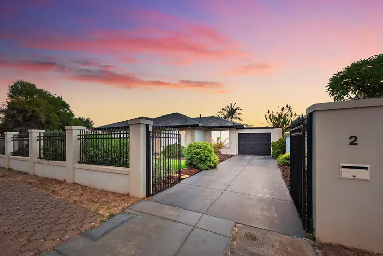 2 Shirley Avenue, Parafield Gardens SA 5107