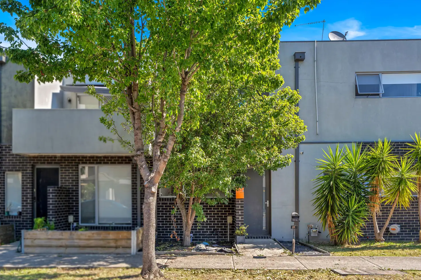 Main view of Homely house listing, 21 Grattan Cove, Craigieburn VIC 3064