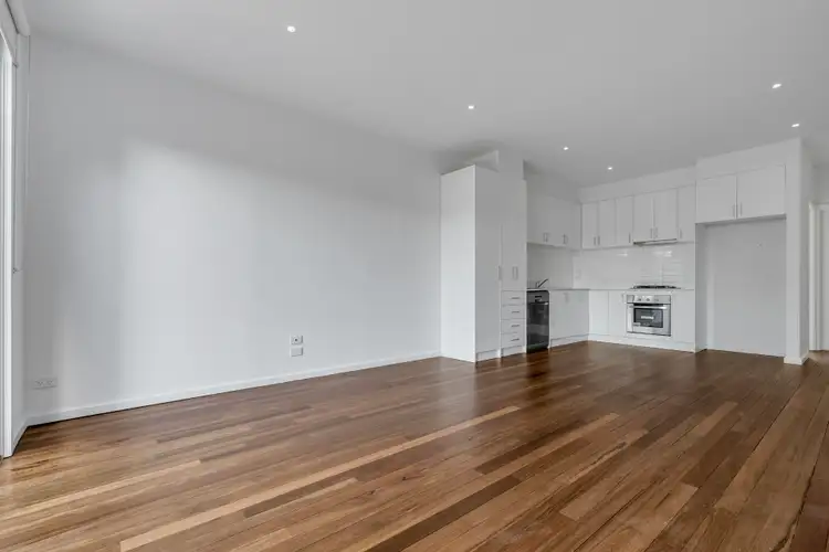 Second view of Homely house listing, 21 Grattan Cove, Craigieburn VIC 3064