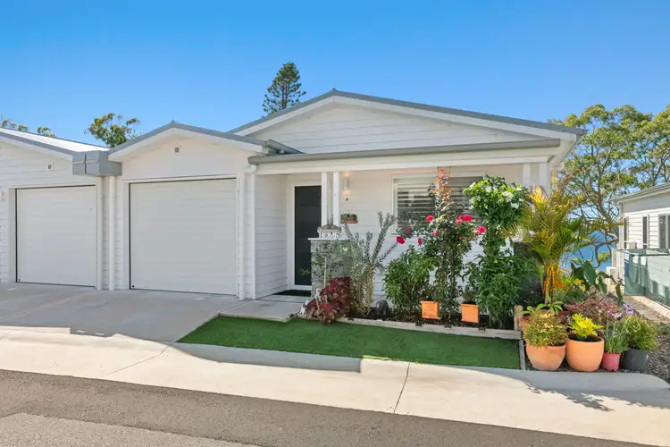 9/2 Macleay Drive, Halekulani NSW 2262