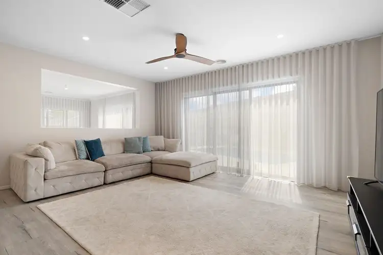 Fourth view of Homely house listing, 17 Summerhill Drive, Pakenham VIC 3810